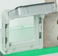 Адаптер 1-м Mosaic для серии Plexo 2мод. с крыш. IP55 Leg 069580 Legrand