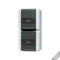 Розетка двойная горизонтальная SCHUKO 16A 250V с полем для надписи IP44 JUNG 8220NAW