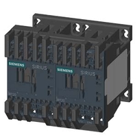 РЕВЕРСИВНАЯ СБОРКА, AC3, 4КВТ/400V, DC 24V, 3-ПОЛ., ТИПОРАЗМЕР S00 ПРУЖИННЫЕ КЛЕММЫ, ЭЛ. И МЕХ. ВЗАИМНАЯ БЛОКИРОВКА Siemens 3RA2316-8XB30-2BB4