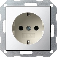 Розетка Gira ClassiX 1-мест. механизм с накладкой З/К скр. уст-ки16А 220-250В IP20 хром | 0466615
