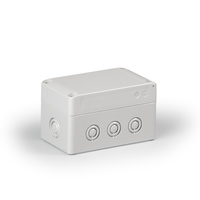 Cubo S 75 x 125 60 мм, 50 мм основание, Pg выбивные отверстие, серая крышка, PC, IP 66/67 - SPCK081306G Ensto