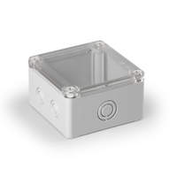 Cubo S 100 x 60 мм, 50 мм основание, метрические выбивные отверстие, прозрачная крышка, PC, IP 66/67 - SPCM101006T Ensto