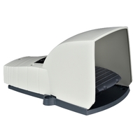 Переключатель педальный 1 шаг 2NC+NO SchE XPEG311 Schneider Electric